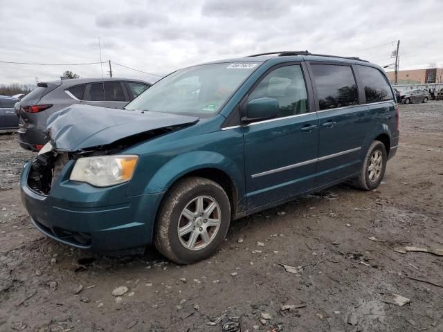 2009 Chrysler Town & Country Touring