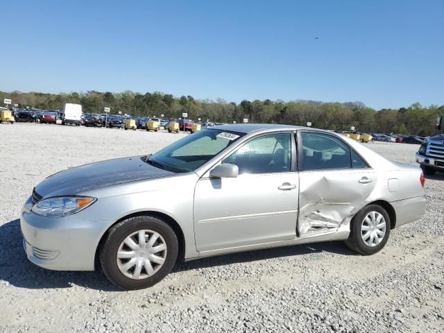 2005 Toyota Camry LE