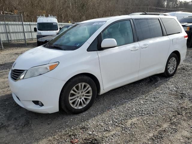 2014 Toyota Sienna XLE