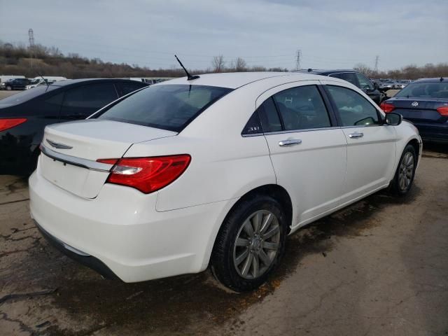 2013 Chrysler 200 Limited