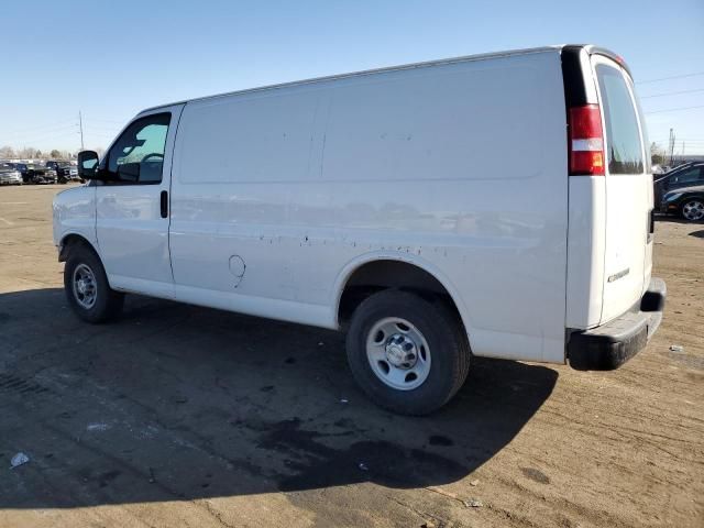 2017 Chevrolet Express G2500