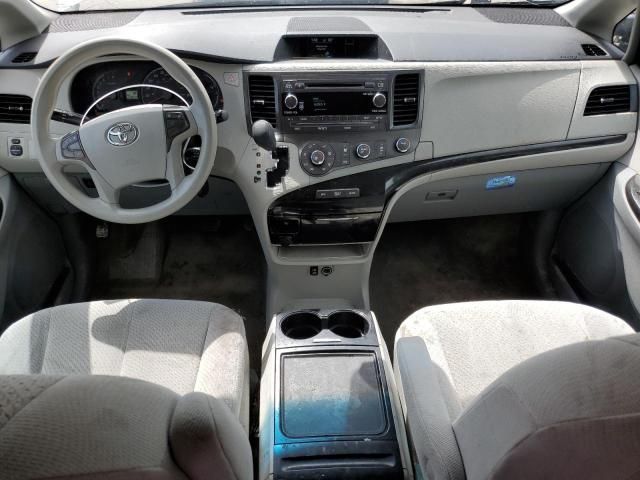 2012 Toyota Sienna LE