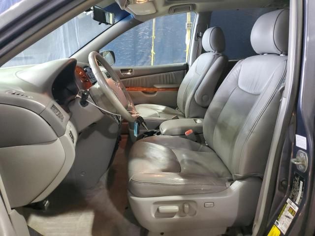 2007 Toyota Sienna XLE