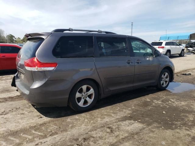 2012 Toyota Sienna LE