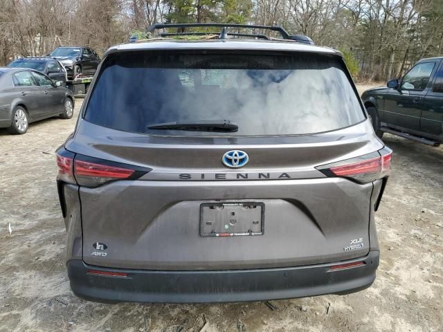 2021 Toyota Sienna XLE