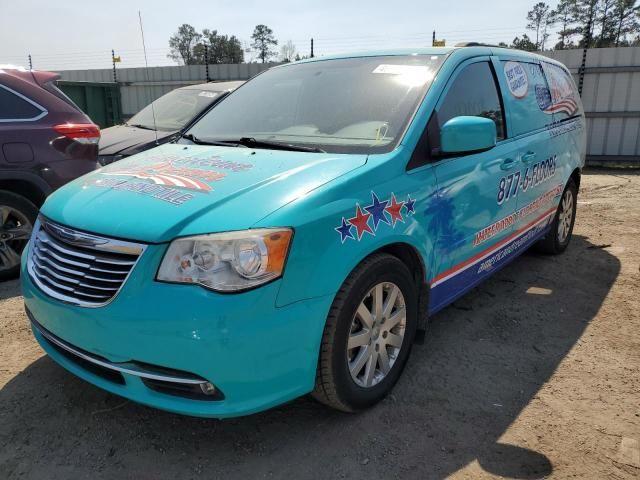 2013 Chrysler Town & Country Touring