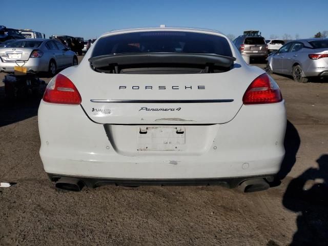 2013 Porsche Panamera 2