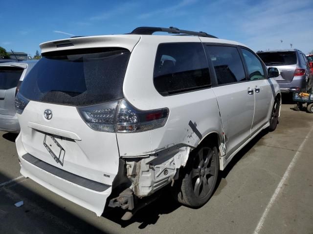 2014 Toyota Sienna Sport