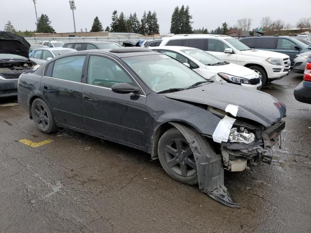 2004 Nissan Altima Base