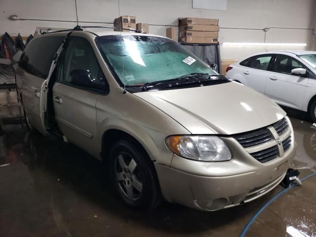 2005 Dodge Grand Caravan SXT