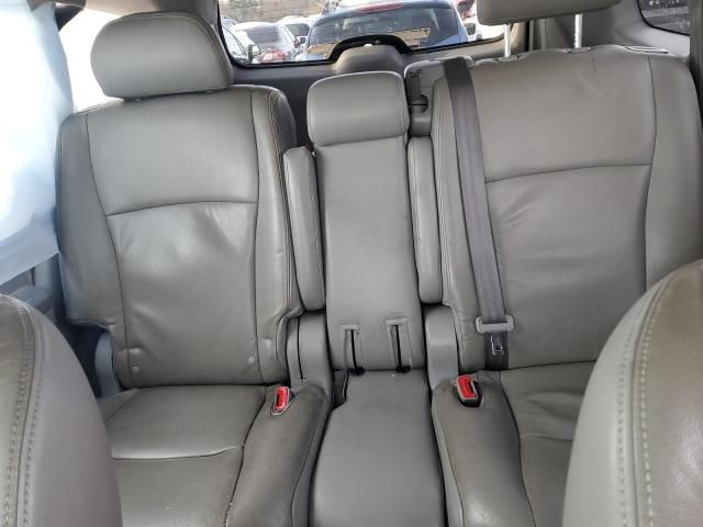 2013 Toyota Highlander Base