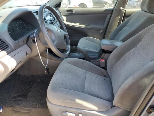 2004 Toyota Camry LE