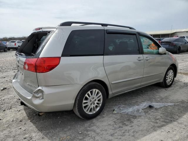 2008 Toyota Sienna XLE