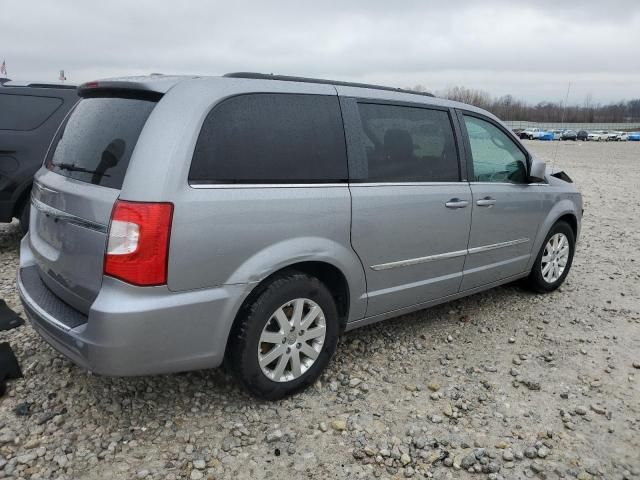 2013 Chrysler Town & Country Touring