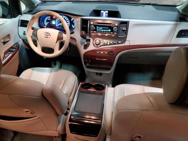 2014 Toyota Sienna XLE