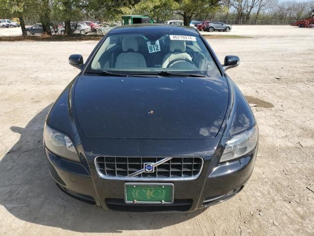 2010 Volvo C70 T5