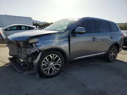 Mitsubishi Vehiculos salvage en venta: 2017 Mitsubishi Outlander SE