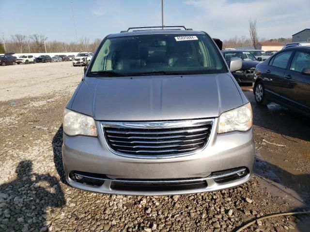 2013 Chrysler Town & Country Touring