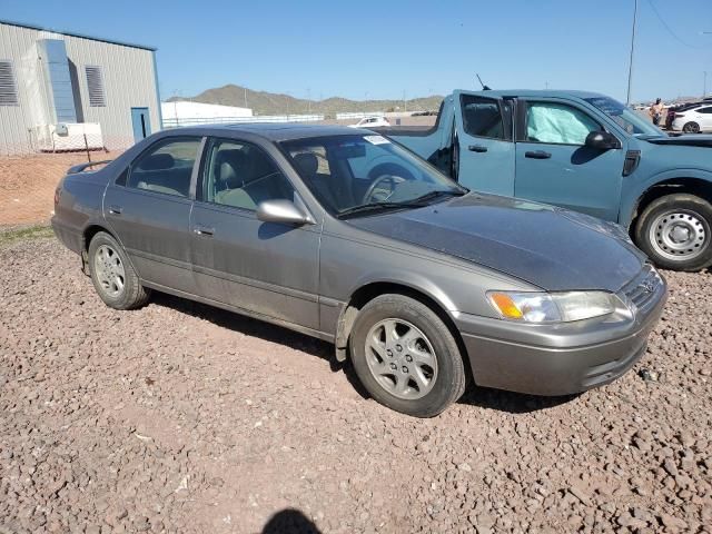 1999 Toyota Camry LE