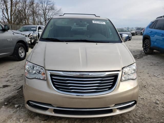 2015 Chrysler Town & Country Touring L