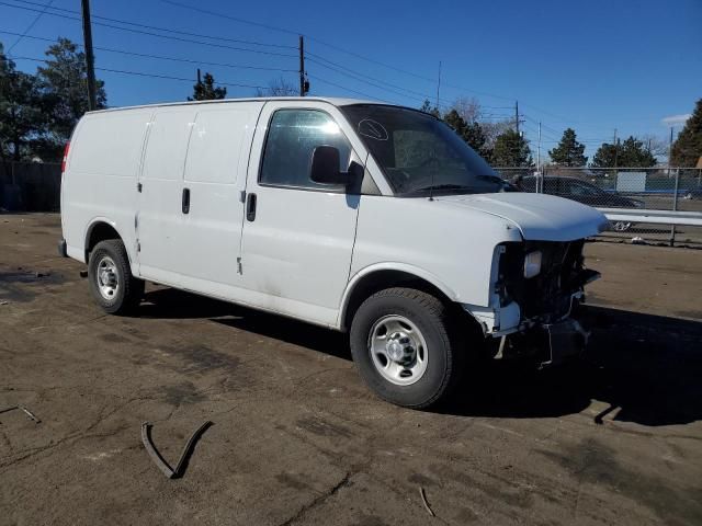 2017 Chevrolet Express G2500