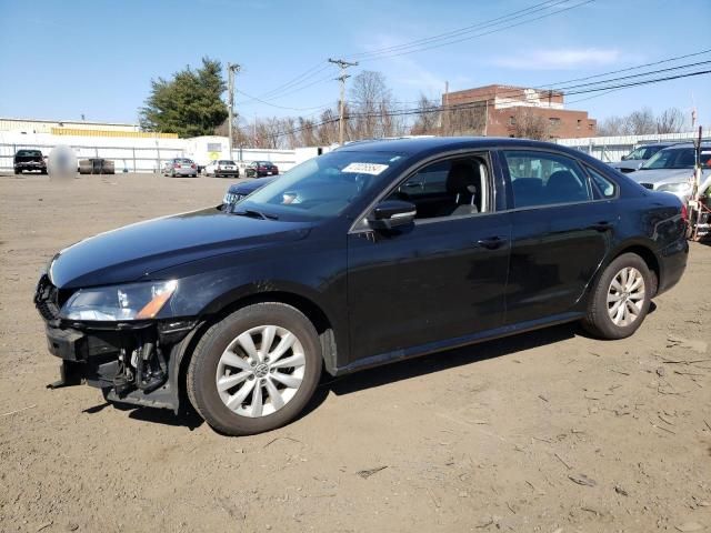 2014 Volkswagen Passat S