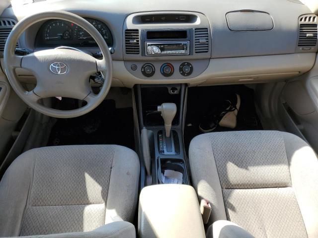 2004 Toyota Camry LE