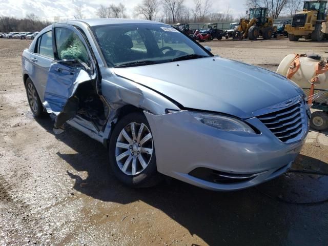 2013 Chrysler 200 Touring