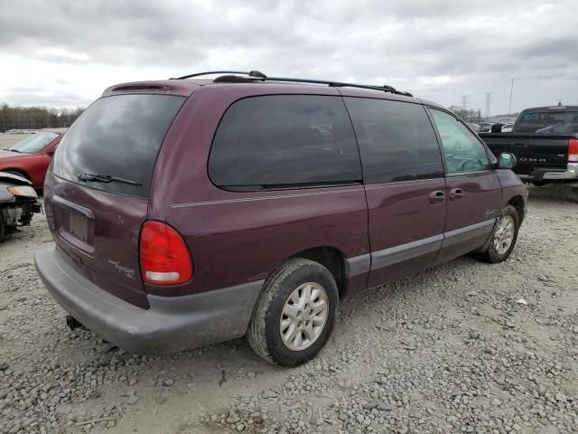 1999 Plymouth Grand Voyager SE