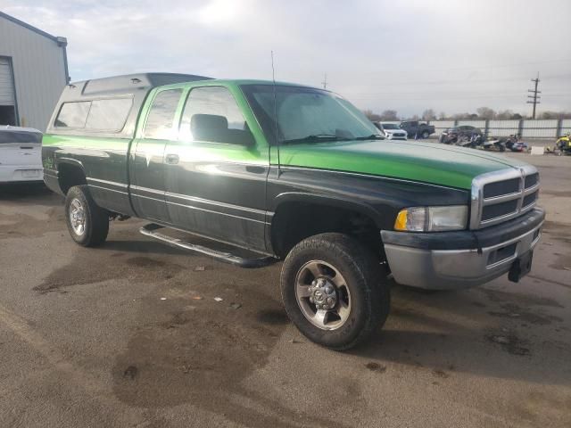 1998 Dodge RAM 2500