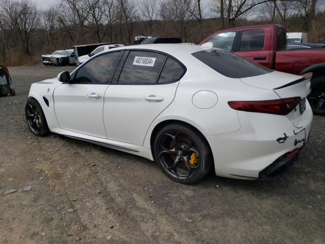 2017 Alfa Romeo Giulia Quadrifoglio