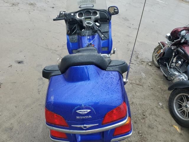 2005 Honda GL1800