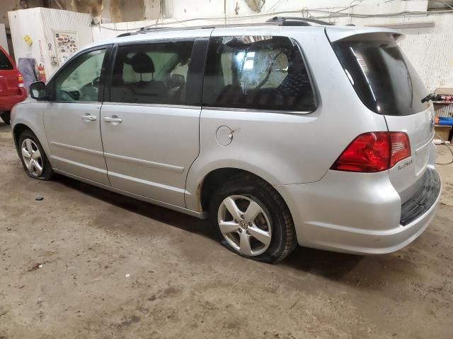 2009 Volkswagen Routan SEL Premium