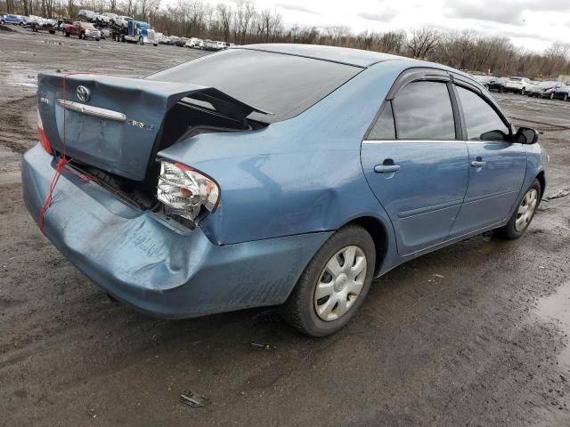 2004 Toyota Camry LE