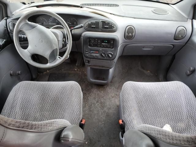 2000 Chrysler Voyager