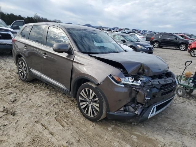 2019 Mitsubishi Outlander SE