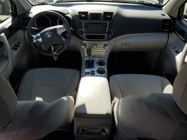 2013 Toyota Highlander Base