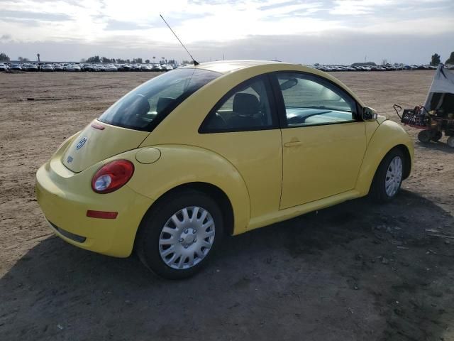 2010 Volkswagen New Beetle