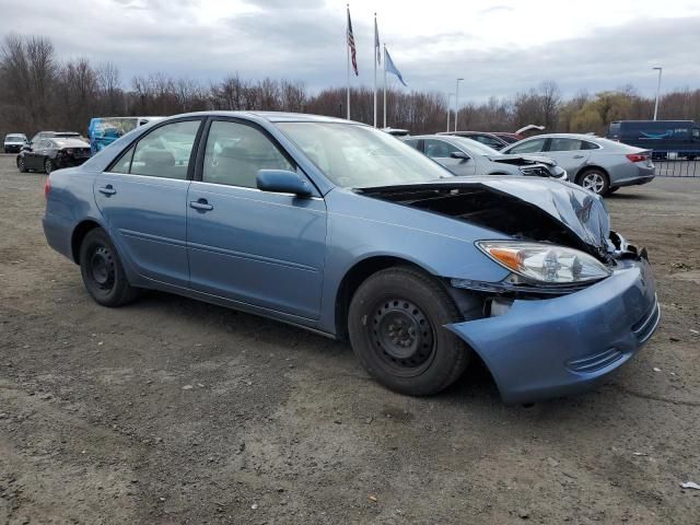 2004 Toyota Camry LE