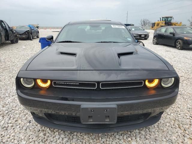 2017 Dodge Challenger SXT