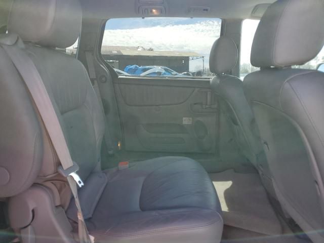 2009 Toyota Sienna XLE