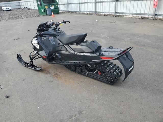 2020 Skidoo MXZ