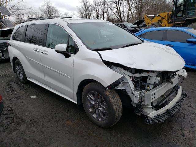 2023 Toyota Sienna XLE