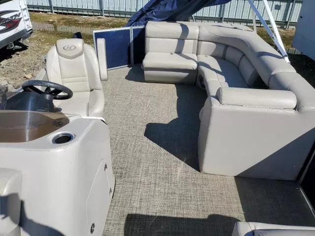 2019 Harf Pontoon