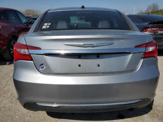 2013 Chrysler 200 Touring