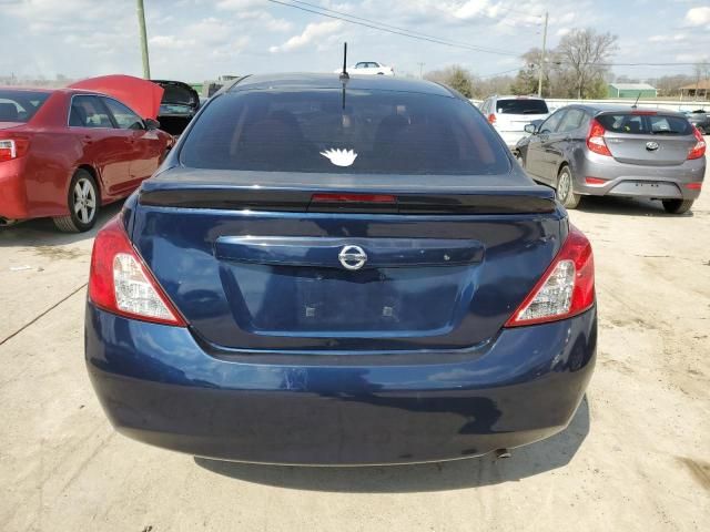 2013 Nissan Versa S