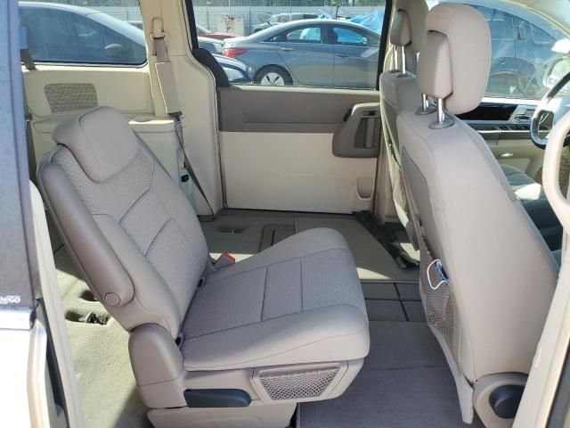 2010 Chrysler Town & Country Touring