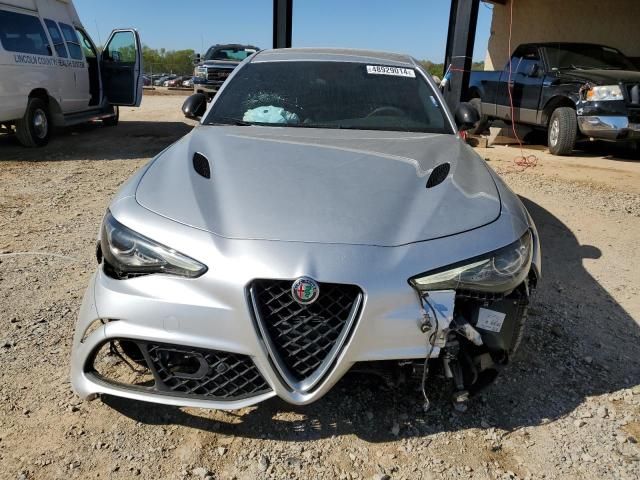 2017 Alfa Romeo Giulia Quadrifoglio