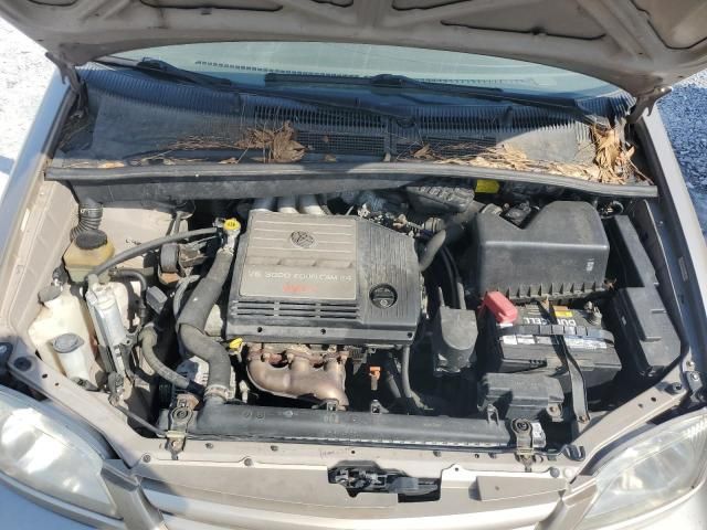 2002 Toyota Sienna LE