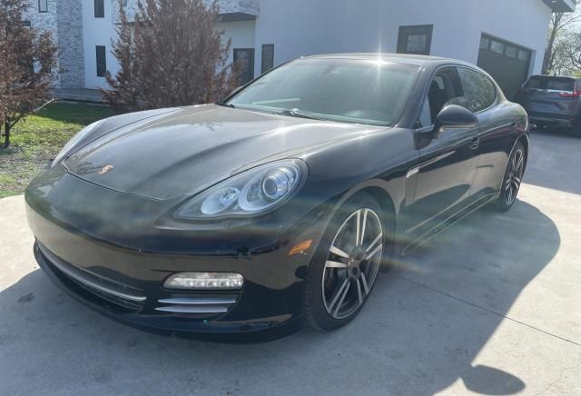 2013 Porsche Panamera 2